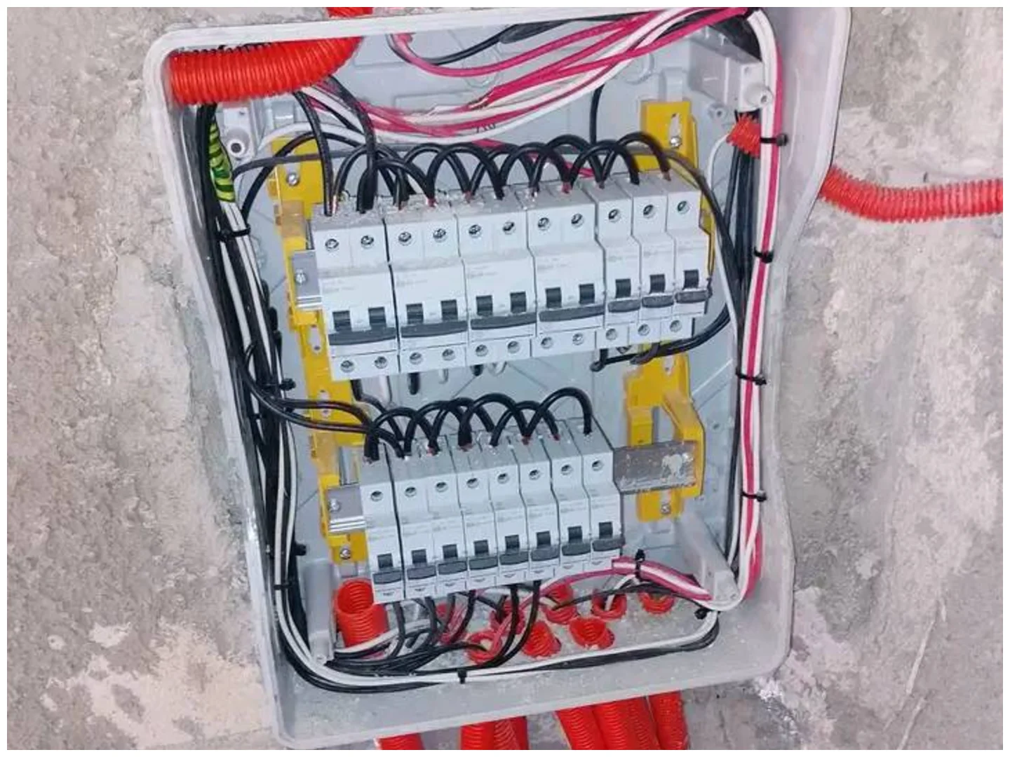 Tecnico Electricista en Tijuana